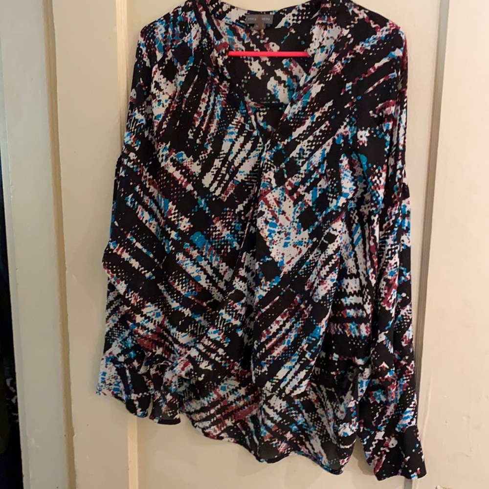 Beautiful original Vince Camuto Blouse M